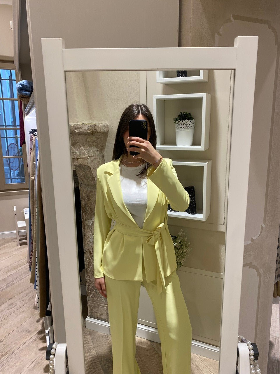 Tailleur giallo