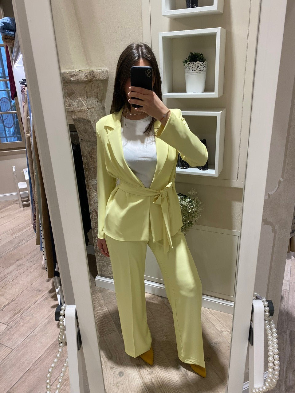 Tailleur giallo