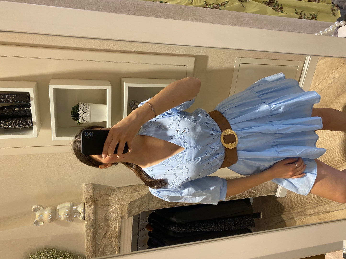 Abito celeste corto