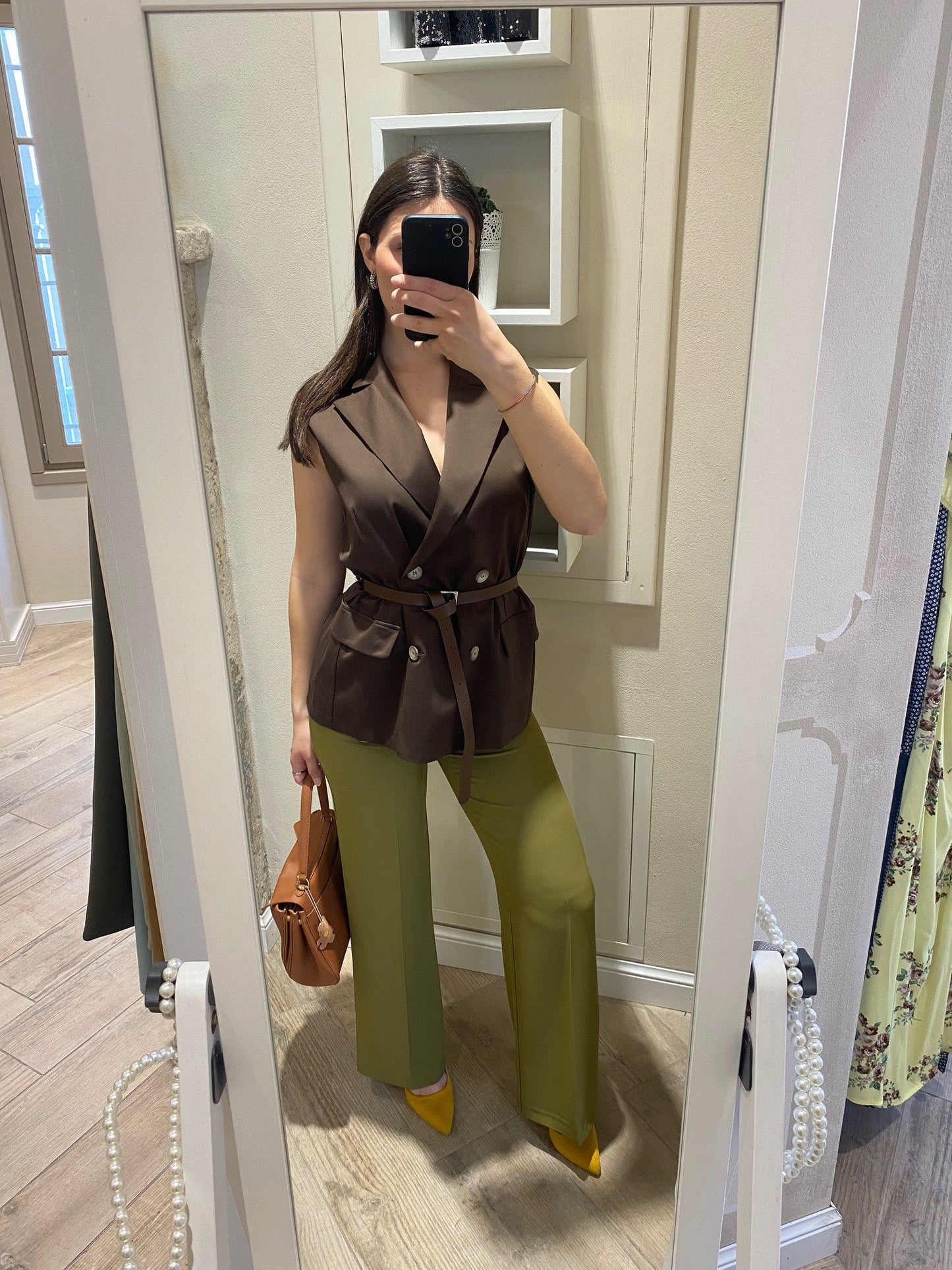 Pantalone verde acido