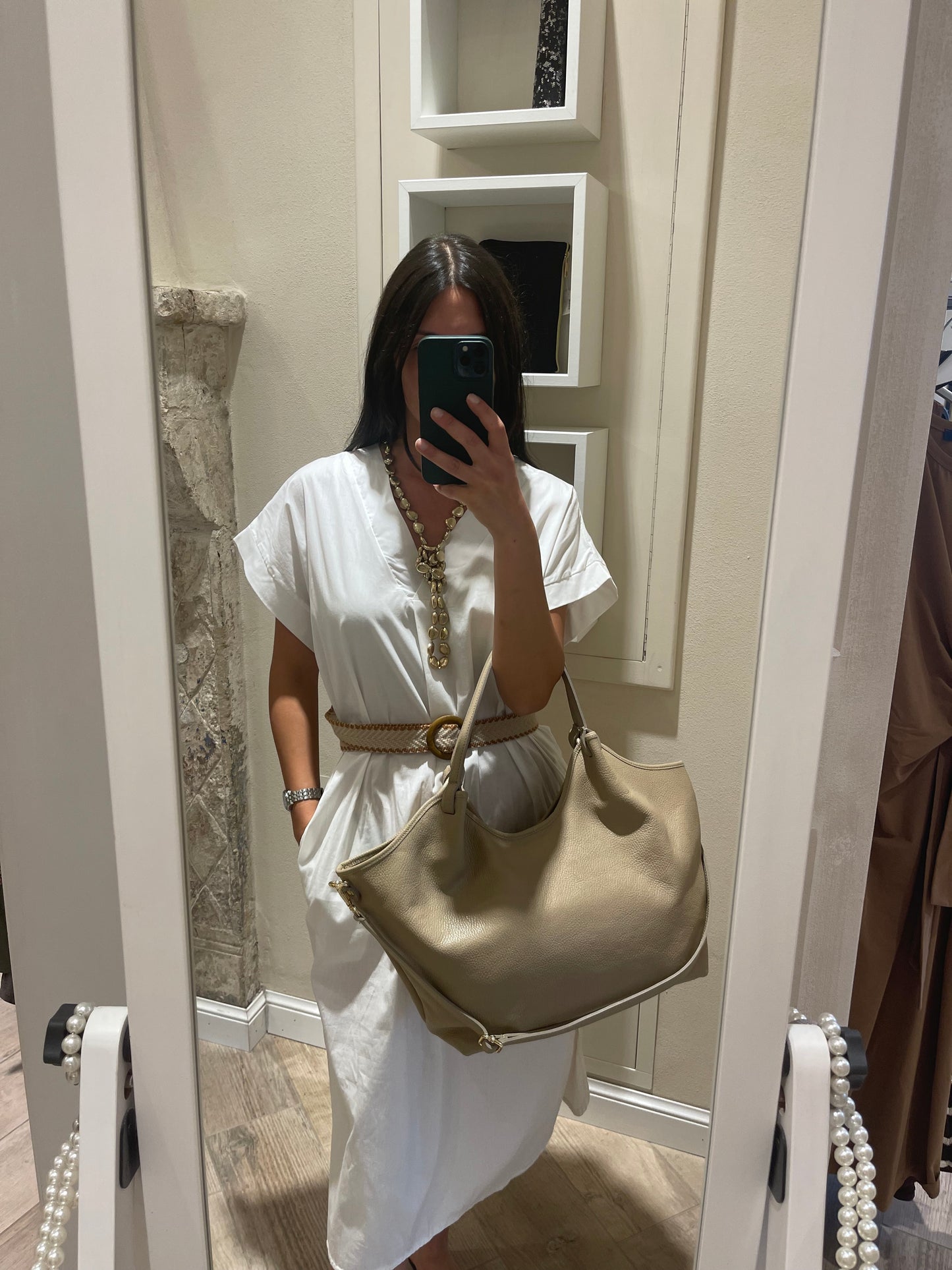 Vestito lungo bianco manica corta larga