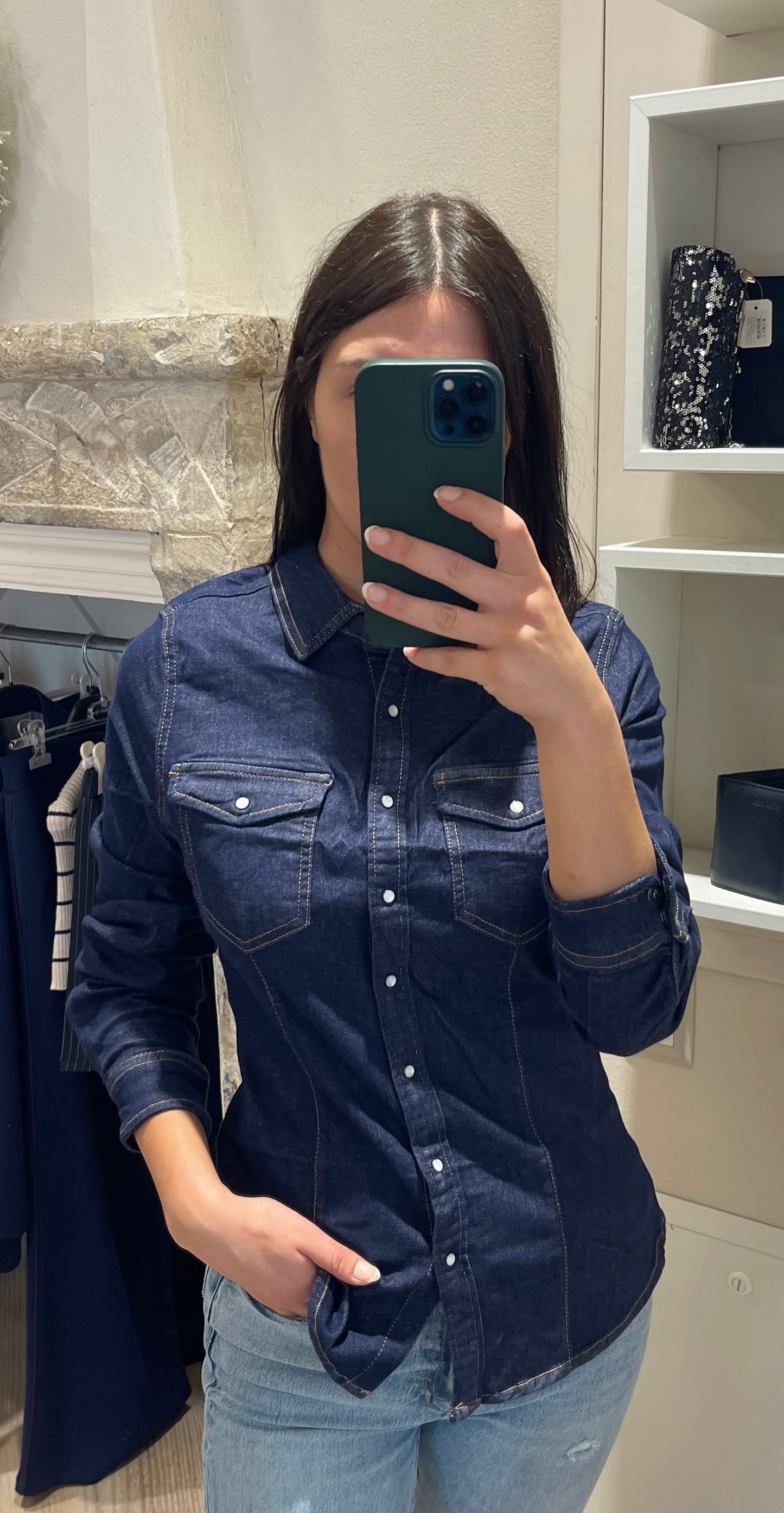 Camicia di jeans blu scuro