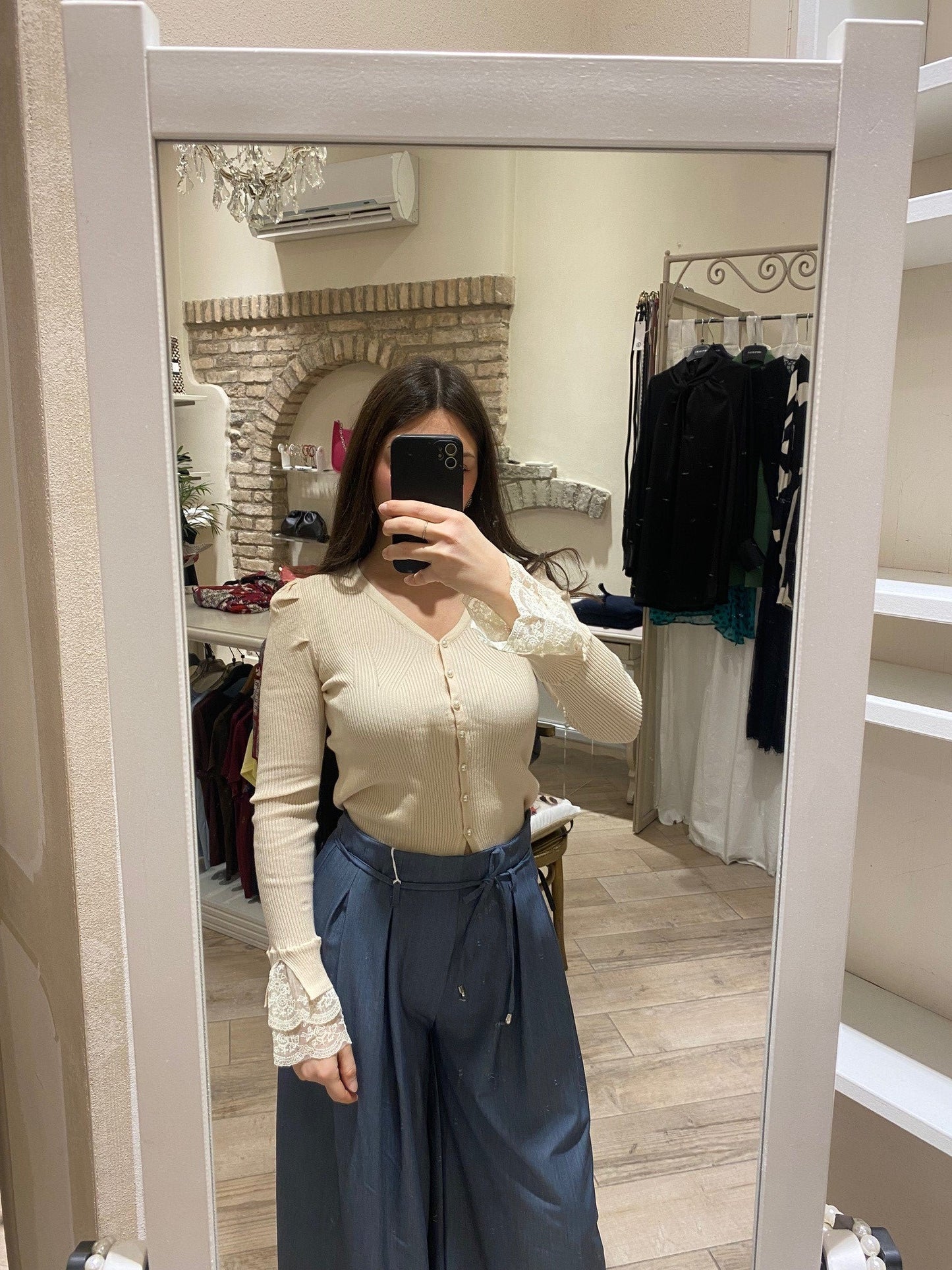 Pantaloni palazzo con pence