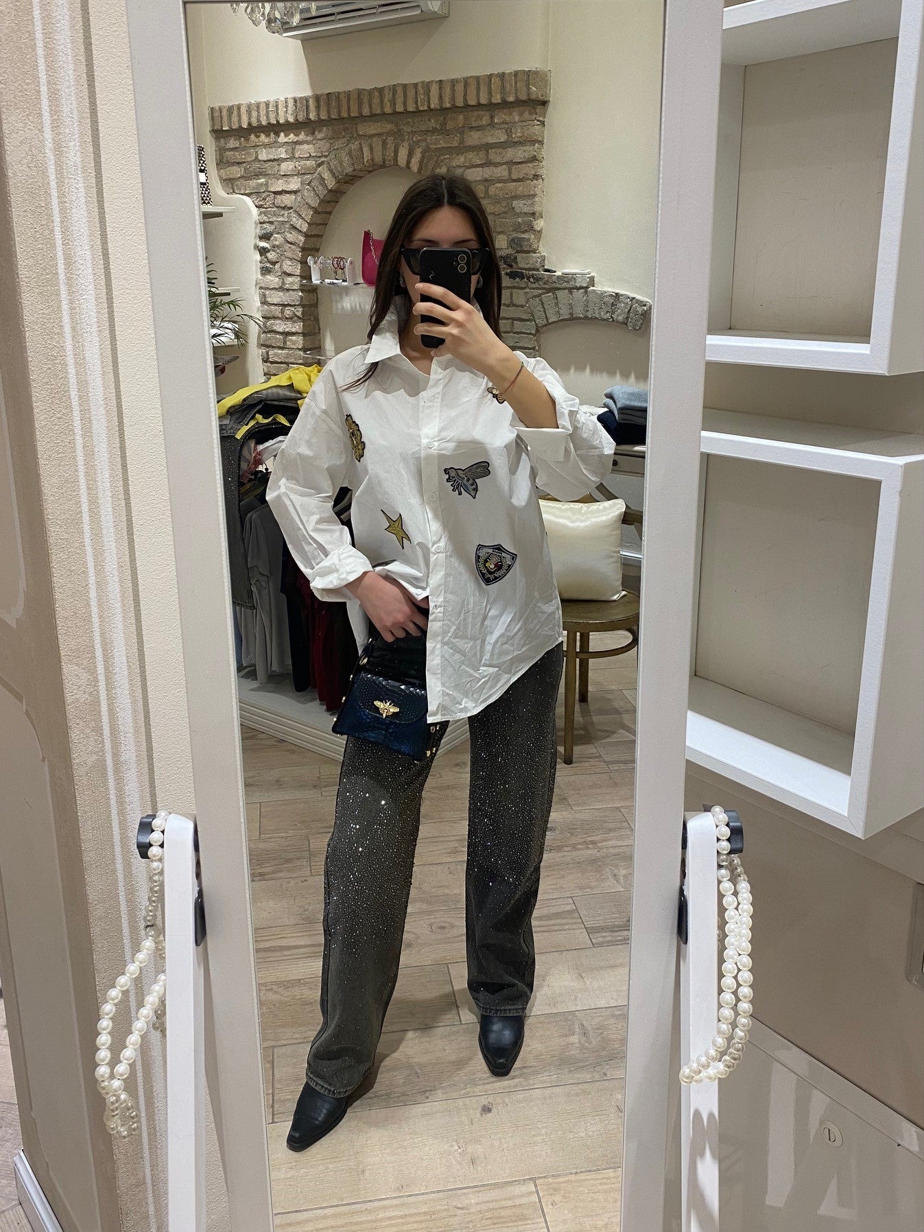 Jeans neri con strass