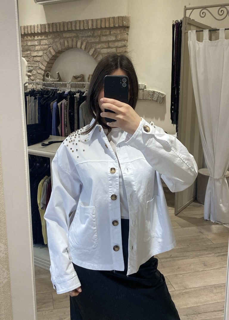 Giacca in denim con applicazioni