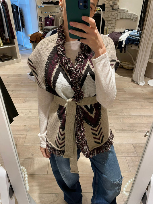 Gilet beige e bordeaux tensione in