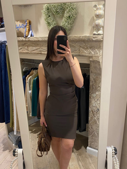 Tubino marrone